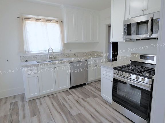 4th image of 241-247 W 8th St #243