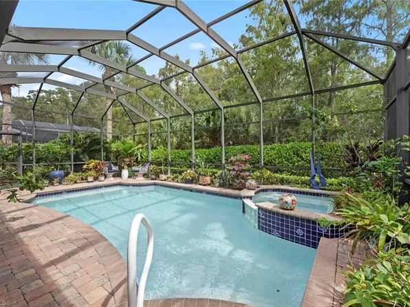 9174 Troon Lakes DR, NAPLES, FL 34109