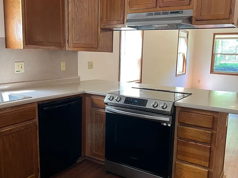120 Double Eagle Dr — Photo 4