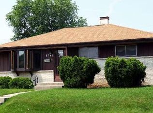 6741 S 17th St, Milwaukee, WI 53221