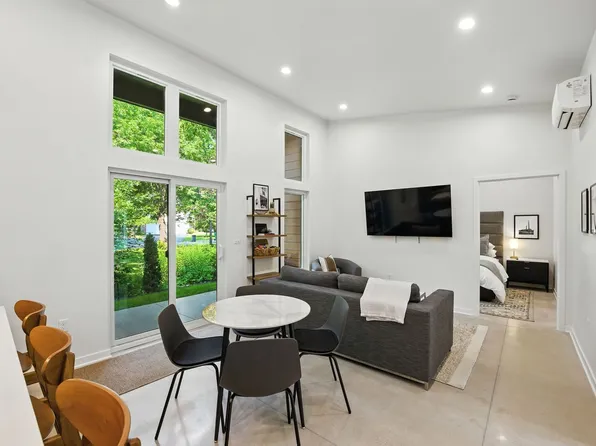 (undisclosed Address), Mequon, WI 53092