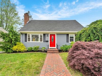 30 Charles St, Salem, MA, 01970