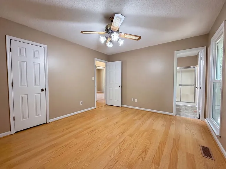 1106 Westridge Cir — Photo 10