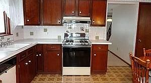 2nd image of 246 Almont Ave