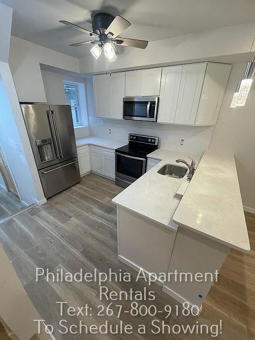 Eat-In Kitchen