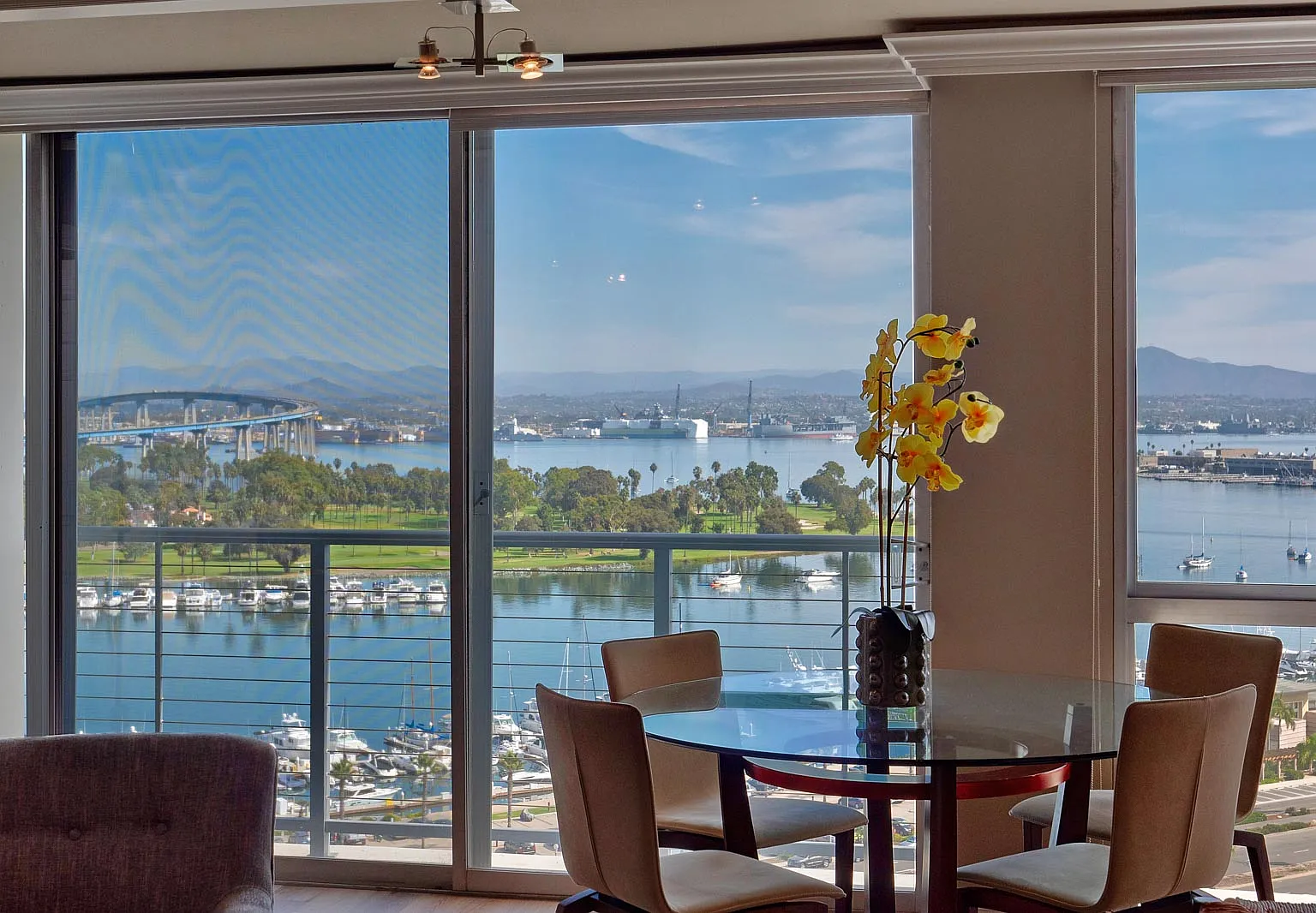 1 bed, 1.5 bath, 850 sqft, $5,000 — Photo 1