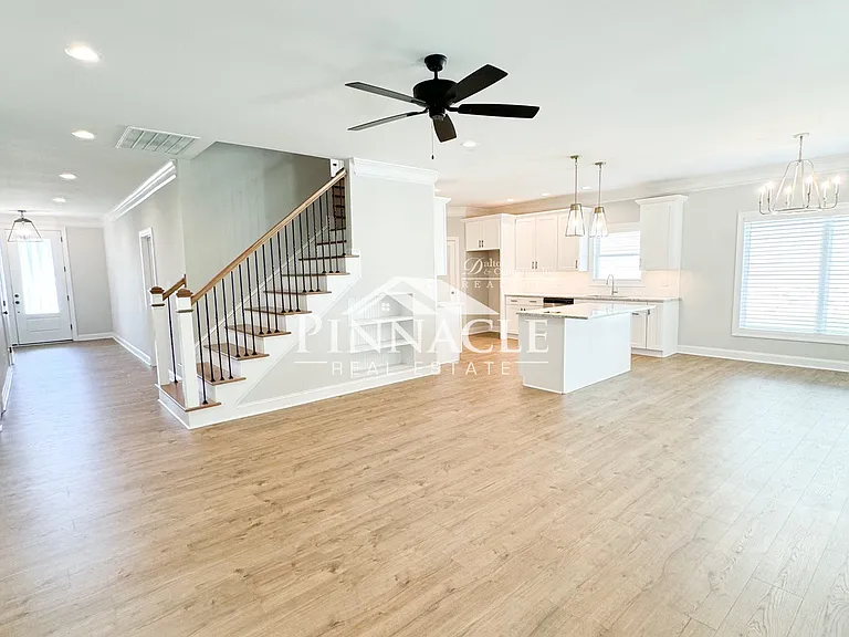 1164 Stoney Ridge Blvd — Photo 10