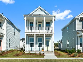 222 Midtown Ave, Summerville, SC 29486