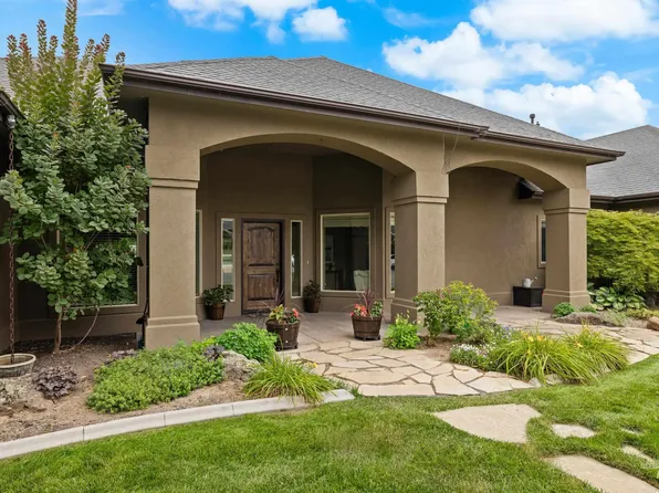 9645 Umpqua River Ct, Garden City, ID 83714