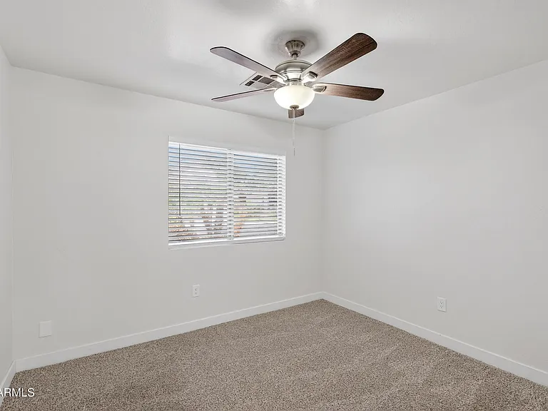 1365 E Betsy Ln — Photo 20