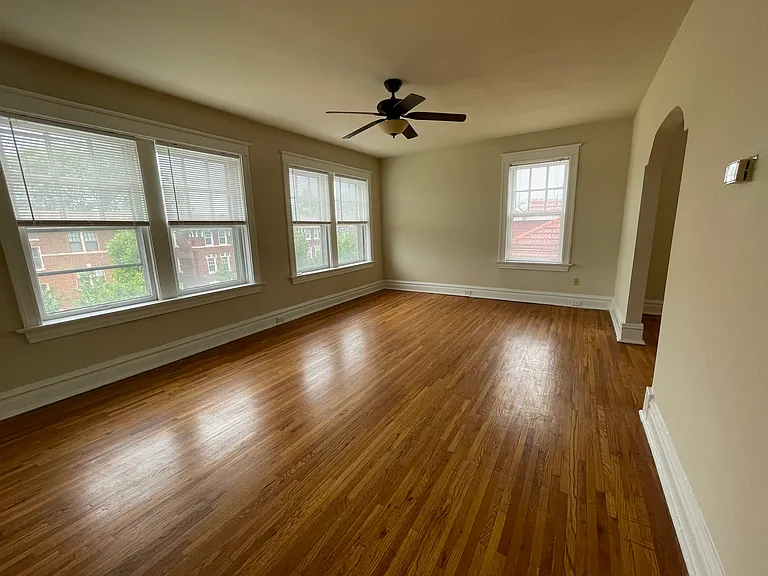 716 Heman Ave — Photo 9