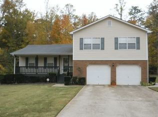 185 Solomon Dr, Ellenwood, GA 30294