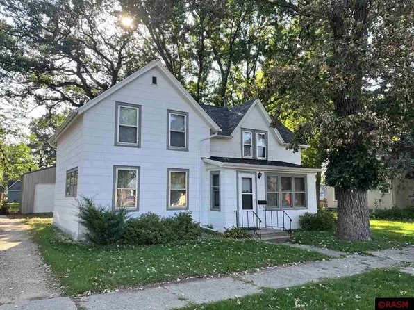 112 N Murphy St, Lake Crystal, MN 56055