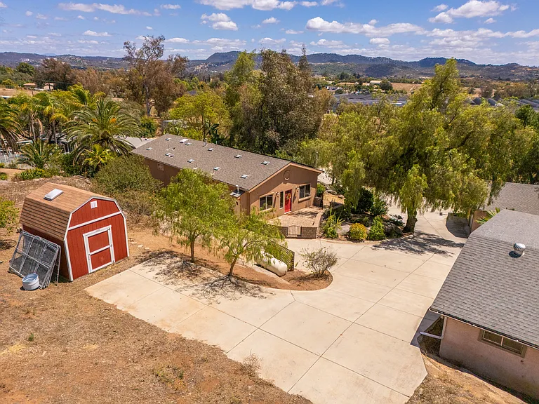 14764 Fruitvale Rd — Photo 24