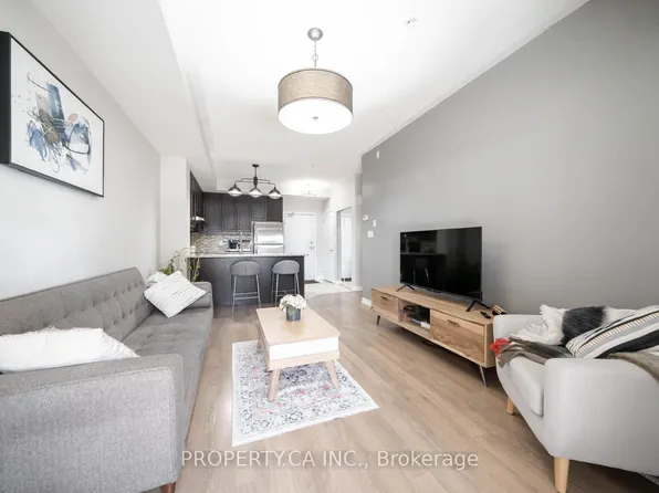 570 Lolita Gdns #144, Mississauga, ON L5A 0A1