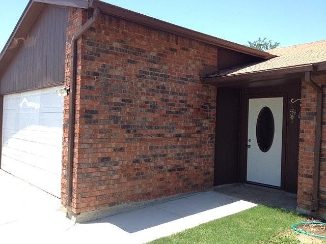1st image of 4109 Blue Flag Ln