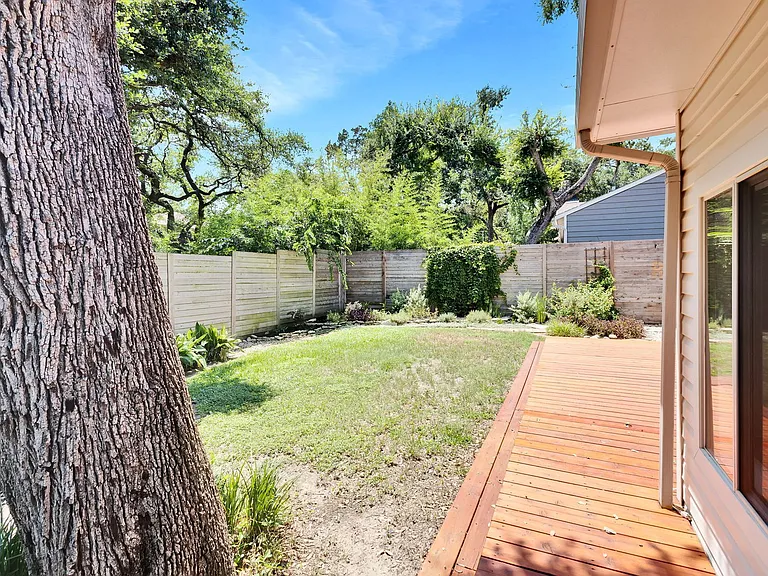 2815 Inridge Dr — Photo 30