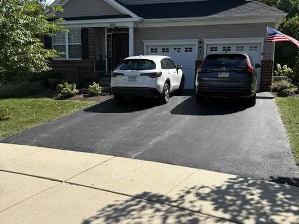 525 McElree Ln, Coatesville, PA 19320