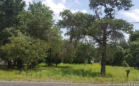 4th image of 23038 Fawn Trail Dr