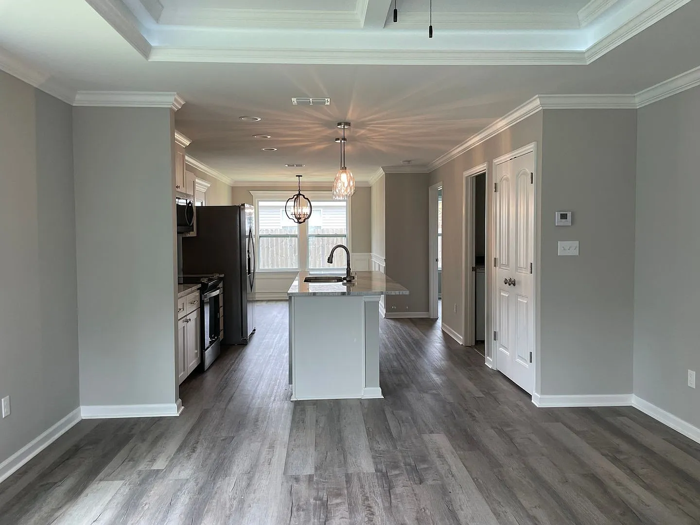 3-Bedroom off of Rehwinkel Available Now! — Photo 2