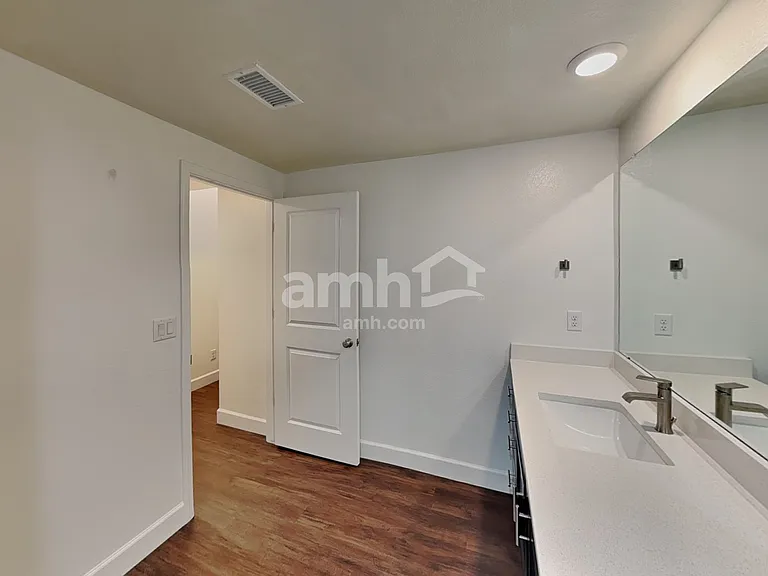 8265 Joyce Cir — Photo 17