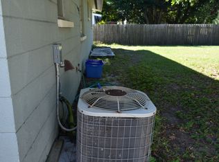 860 Michigan Ave, Englewood, FL 34223