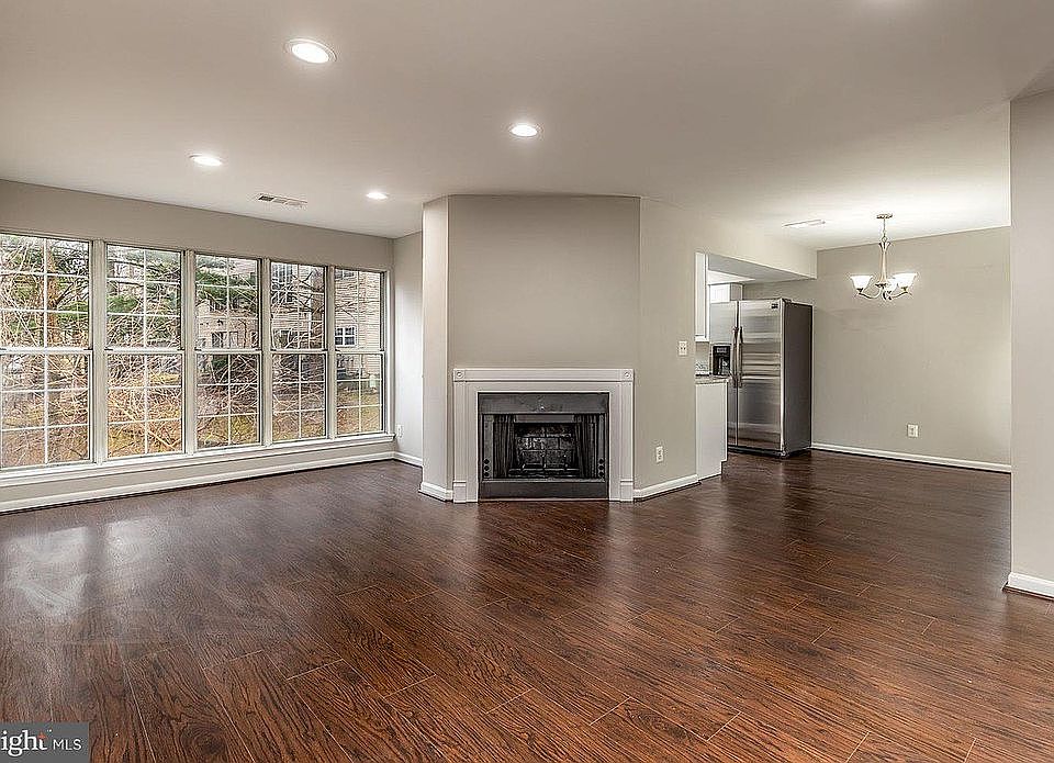 1st image of 12003 Golf Ridge Ct APT 202
