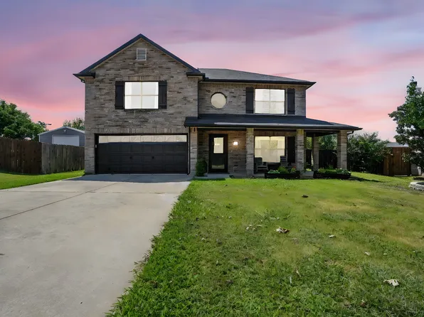 212 Cortland Cir, Roanoke, TX 76262