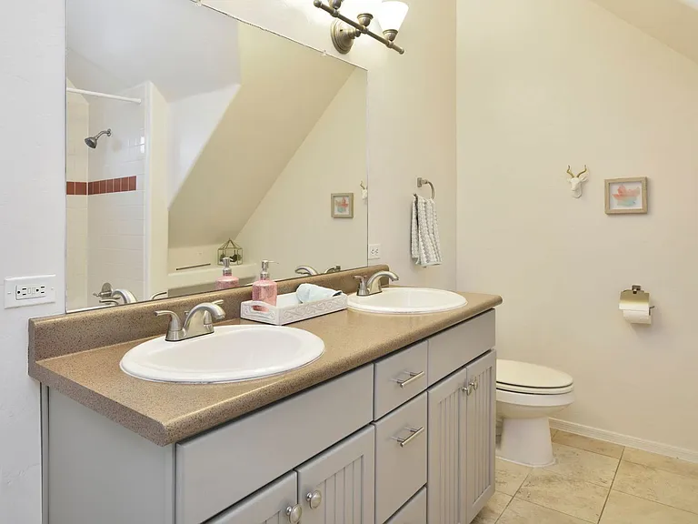 Sahuaro Point Villas — Photo 31