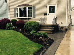 156 Harding Rd, Buffalo, NY 14220