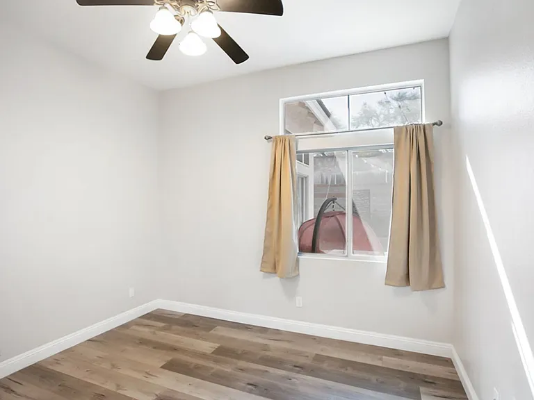 10404 Pacific Sageview Ln — Photo 15