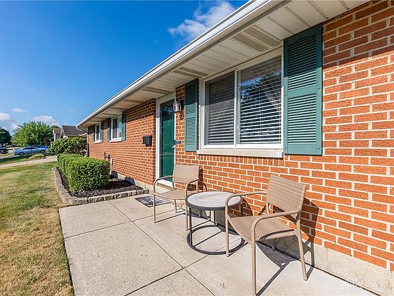 4th image of 311 Sunrise Ave