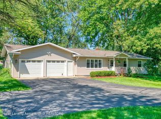 12790 Wood Rd, Bath, MI 48808