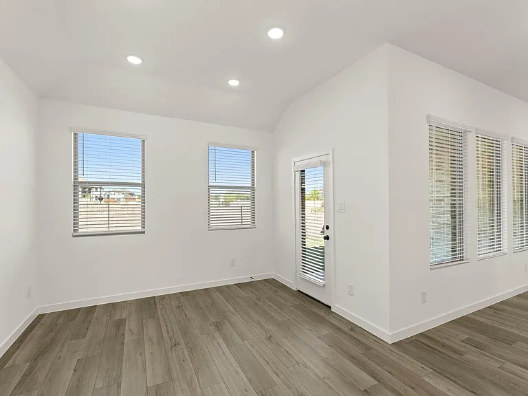 2412 Yaupon Way — Photo 16