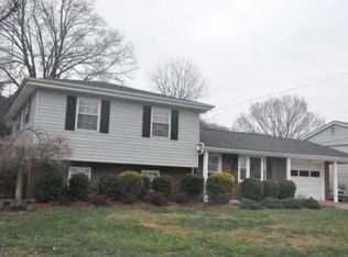 238 Daugherty Dr, Barboursville, WV 25504