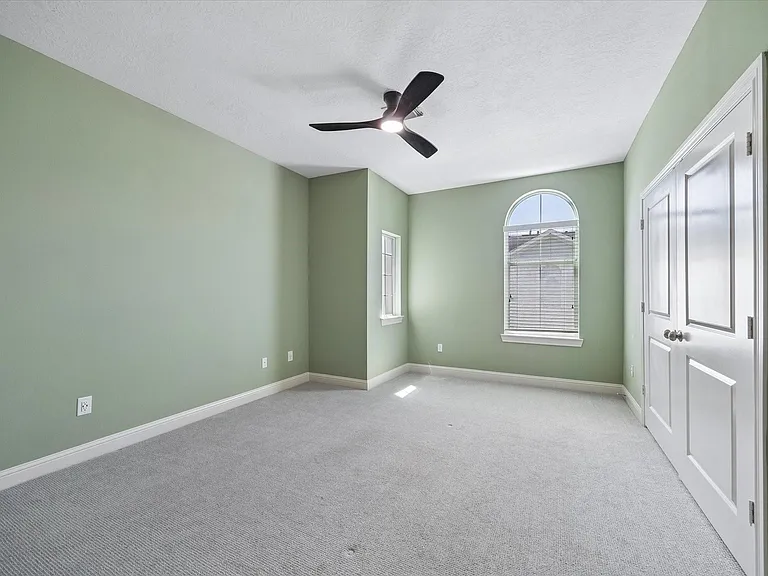 5610 Kiam St #B — Photo 10
