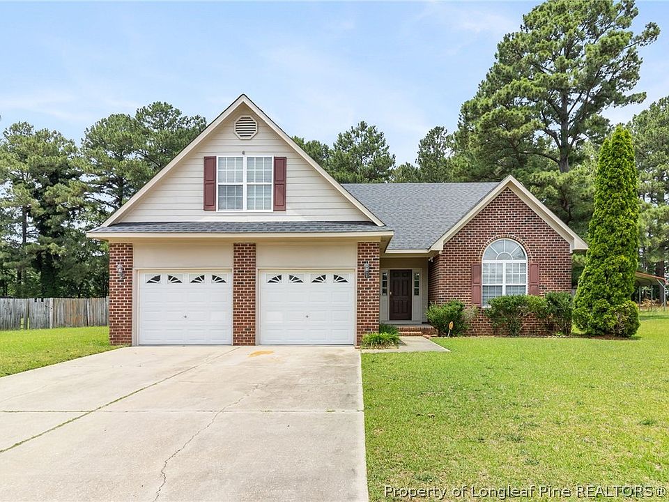 1st image of 107 Hollow Ln