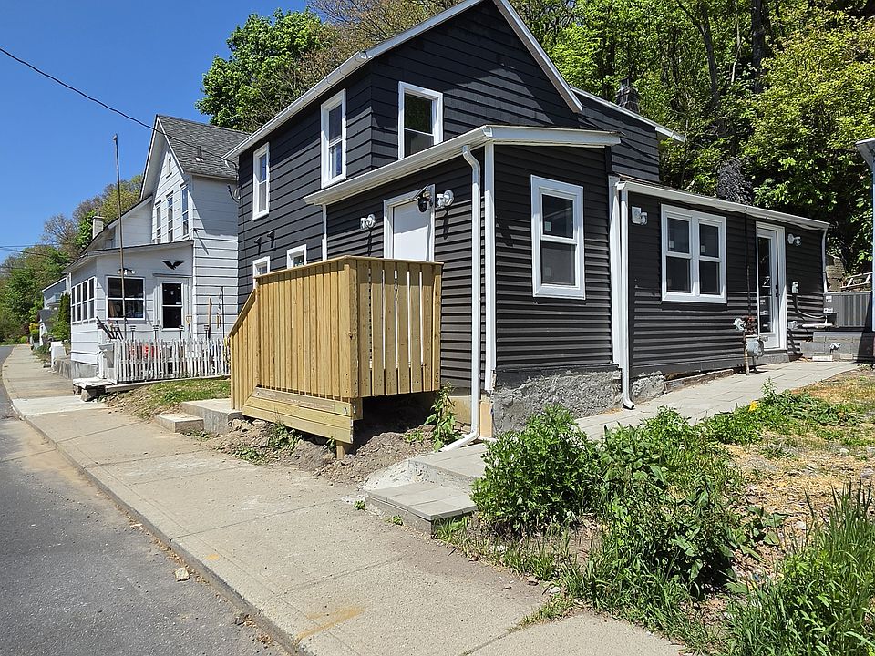 1st image of 11 Grandview Ave