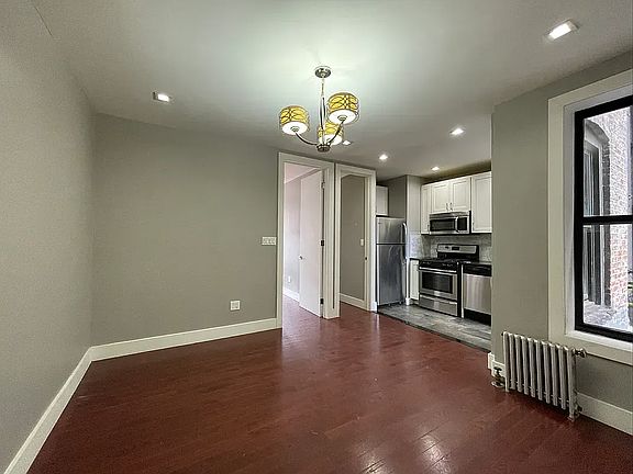 3rd image of 4308 Broadway #2A