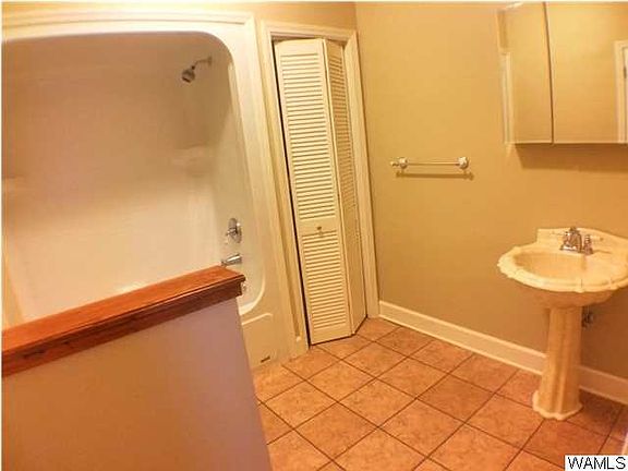 2nd image of 1215 Mallard Cir