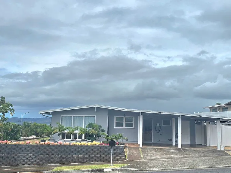 1952 Hookahua St — Photo 1