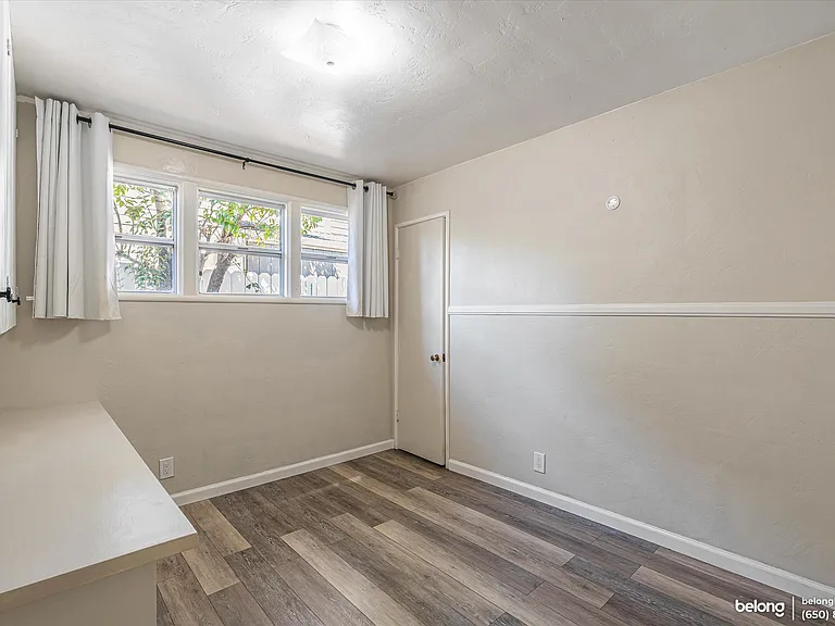 2036 Center Rd — Photo 11