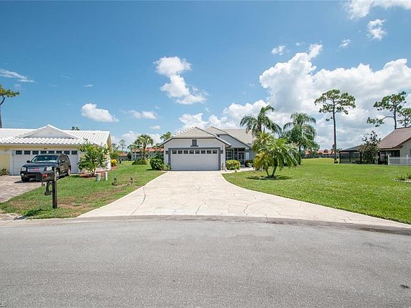 2nd image of 5855 Westbourgh Ct