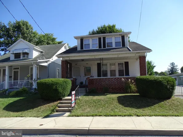 437 Ramsey Ave, Chambersburg, PA 17201