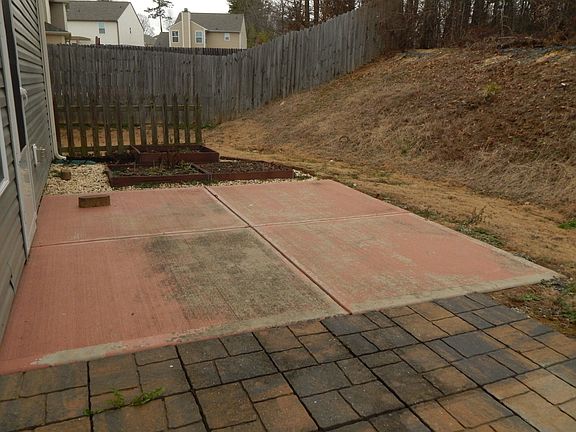 3rd image of 10026 Daniel Dwayne Dr