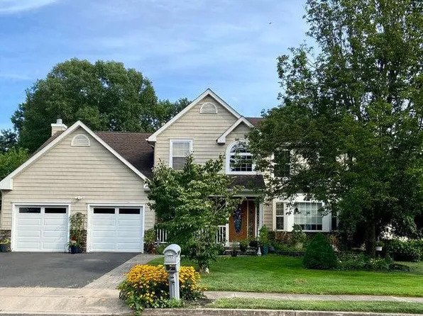 152 Old Orchard Rd, Toms River, NJ 08755