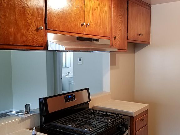 5th image of 808 E La Palma Dr APT 5