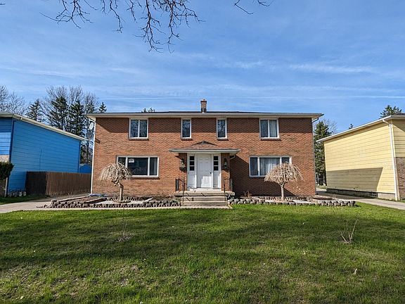 2nd image of 110 Marine Dr