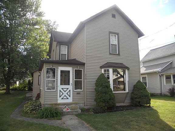 2nd image of 570 Cherry St