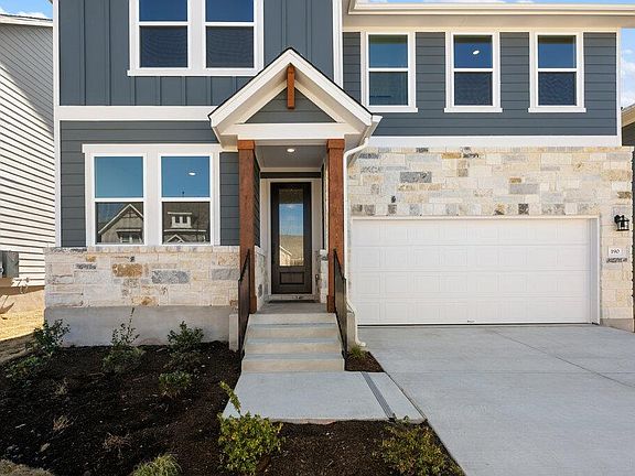 3rd image of 190 Crater Lake Dr